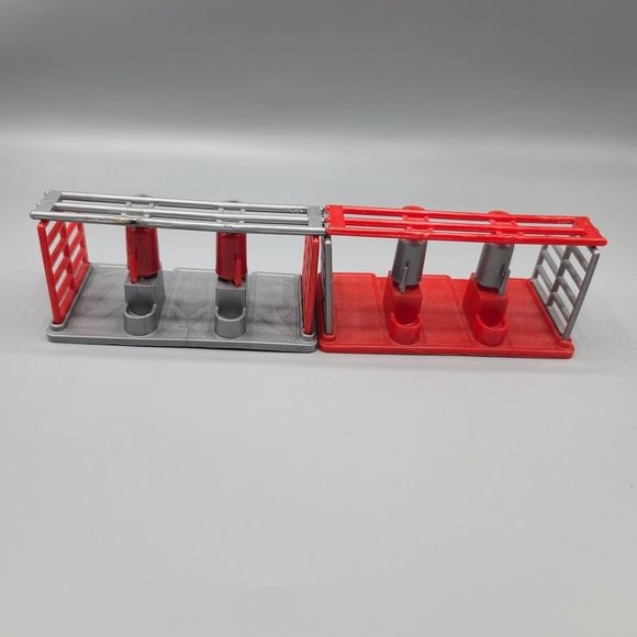 New Ray Toy Plastic Dairy Milking Stations With Cows Lot Of 6 Pieces - Picture 2 of 16